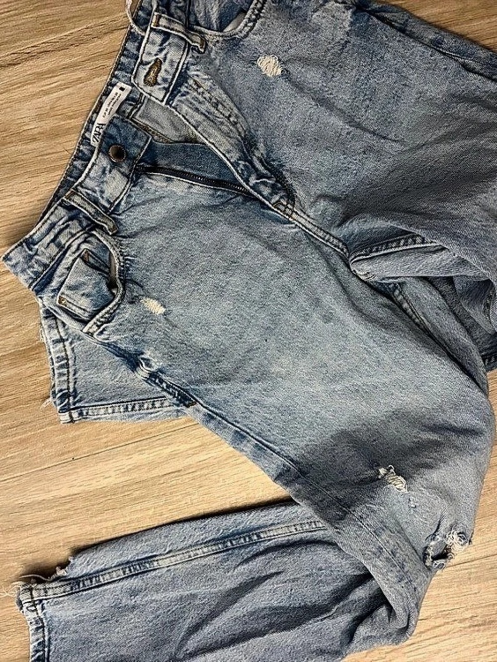 Zara Women's Distressed Boyfriend Jeans Blue Size 4